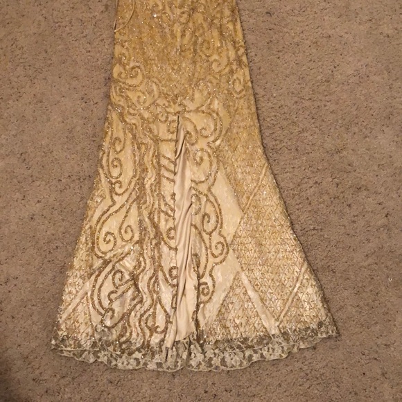 Gorgeous Je Matadi gown - Picture 4 of 7